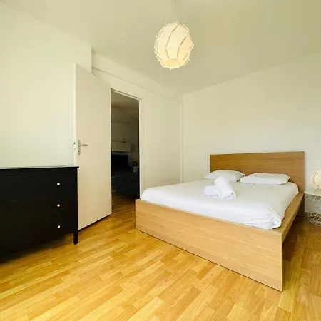 Le Botanique Apartment *